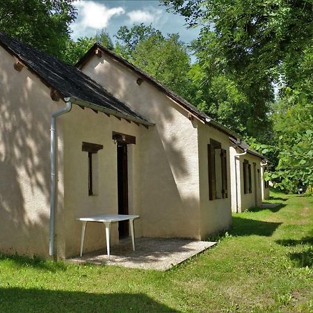 Camping Le Paisserou Najac Exterior foto